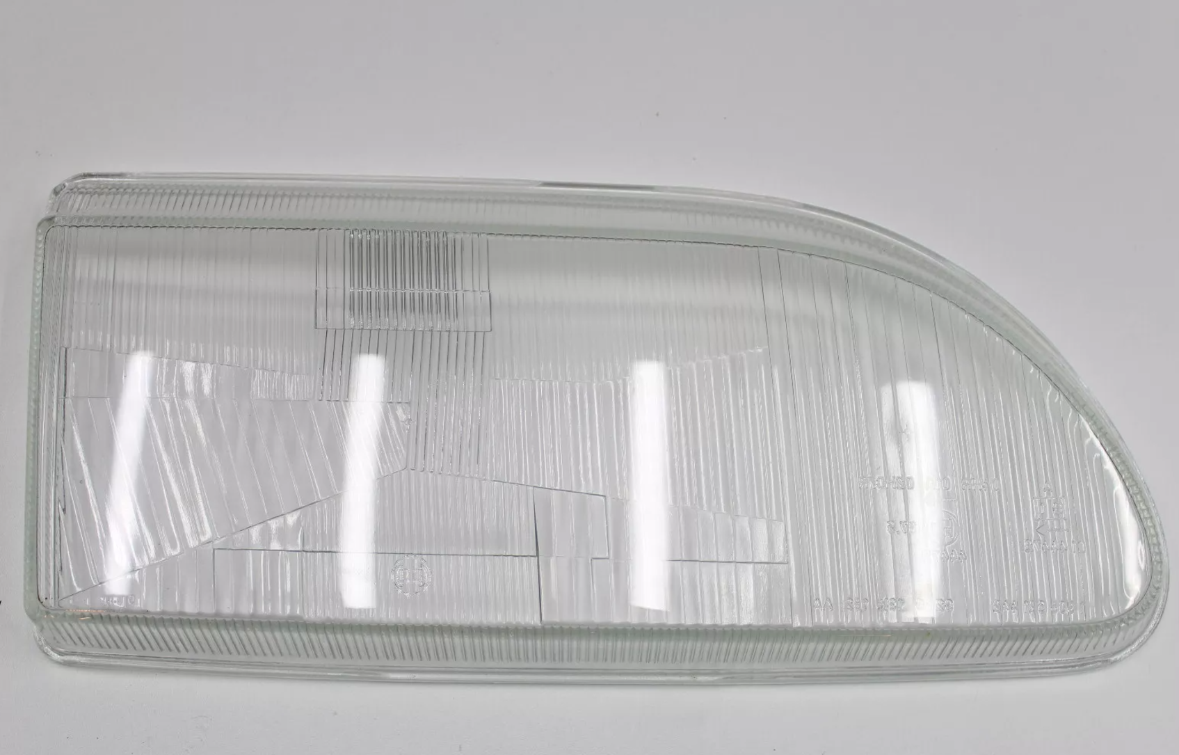 ფარის შუშა წინა SCORPIO 1992-1994 მარჯვენა BP 6553-R